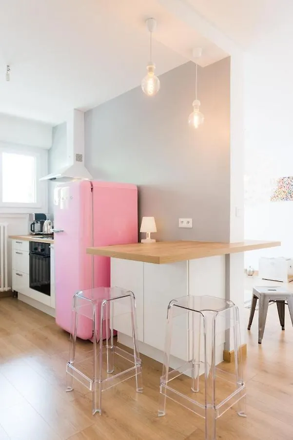 Vie En Rose Parking 2 Min Du Lac Annecy Apartment